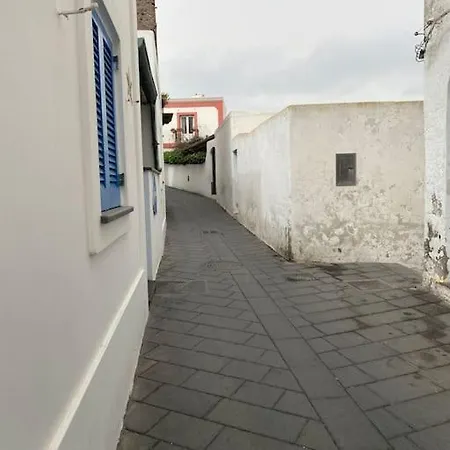 Casa Civetta Feriehus Stromboli